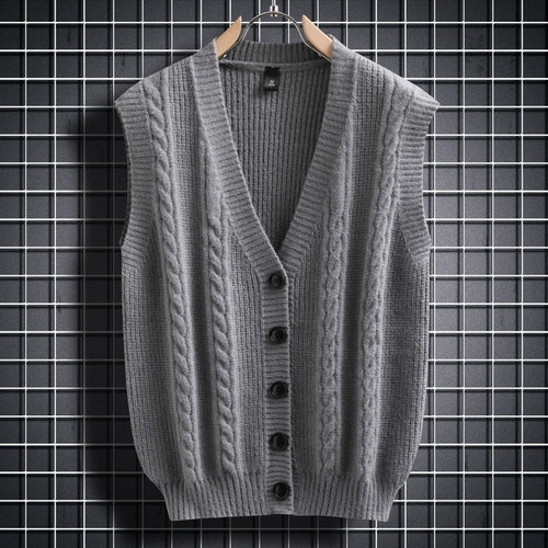 Herren ärmellose Strickjacke mit Zopfmuster und Knopfdetails Echoarchiv