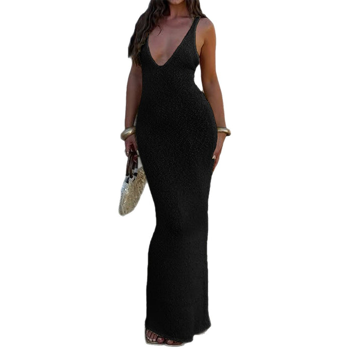 Damen Elegantes Maxikleid mit tiefem V-Ausschnitt und figurbetonter Silhouette Echo Archiv