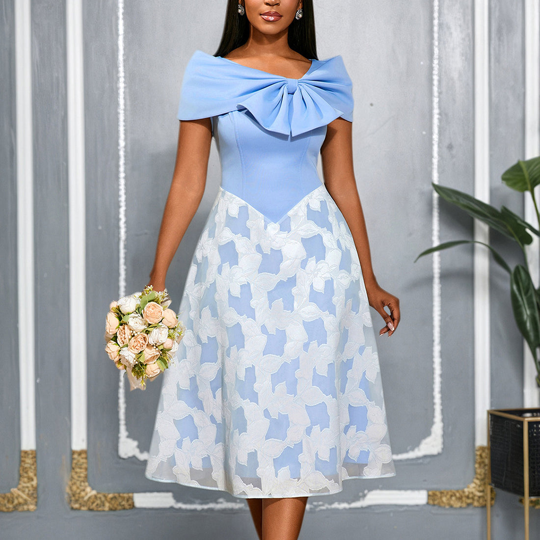 Damen festliches Cocktailkleid mit raffiniertem Überwurf und elegantem Rock – Élara
