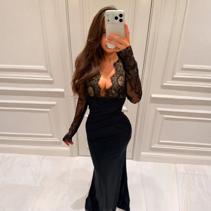 Damen elegantes Abendkleid mit Spitzeneinsätzen und raffiniertem Wickeldesign Echo Archiv