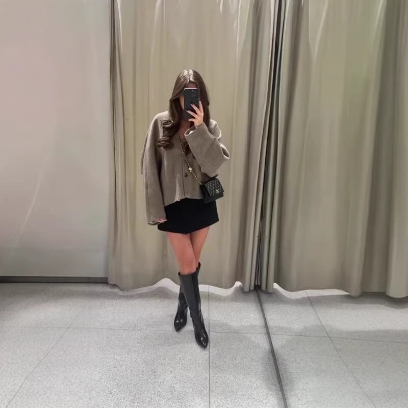 Damen Boxy Kurzjacke aus Wollmix mit V‑Ausschnitt und Zwei‑Knopf‑Verschluss Echo Archiv