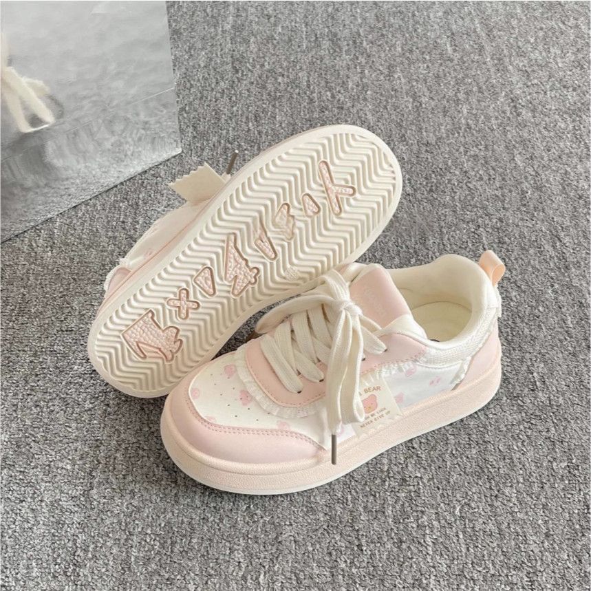Damen Sneakers mit verspieltem Design und atmungsaktiver Sohle Echo Archiv