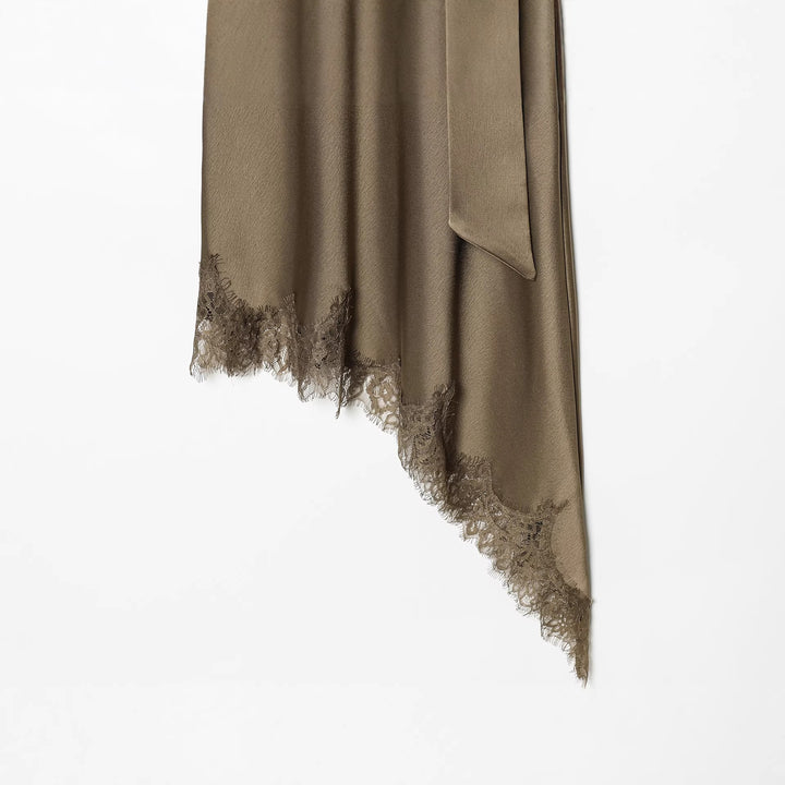 Damen asymmetrisches Cape-Midikleid mit Stehkragen, Schal und zarter Spitzensaum – Élara