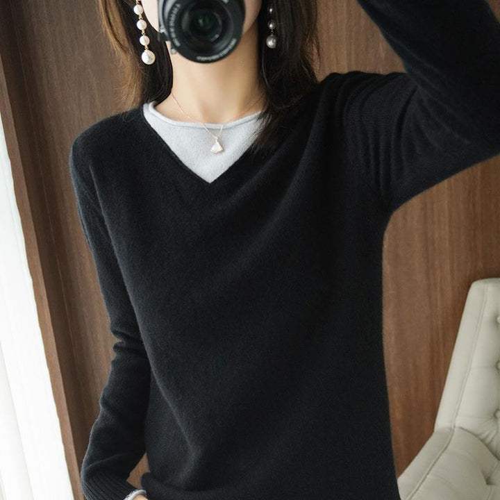 Damen Weicher V‑Ausschnitt-Pullover aus Kaschmir‑Look mit kontrastierter Kantenverzierung Echoarchiv
