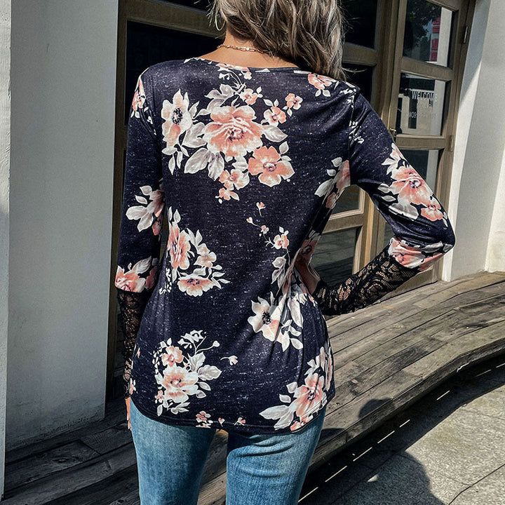 Damen Henley-Top mit Rosenprint, Spitzenmanschetten und Zierknopfleiste Echoarchiv