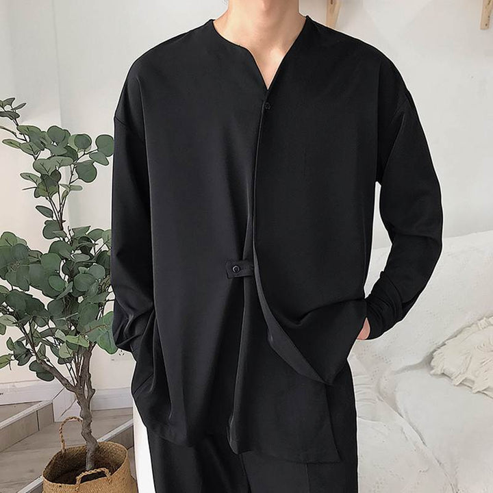 Herren Lässiges Langarmshirt mit innovativem Stehkragen und praktischen Taschen Echoarchiv