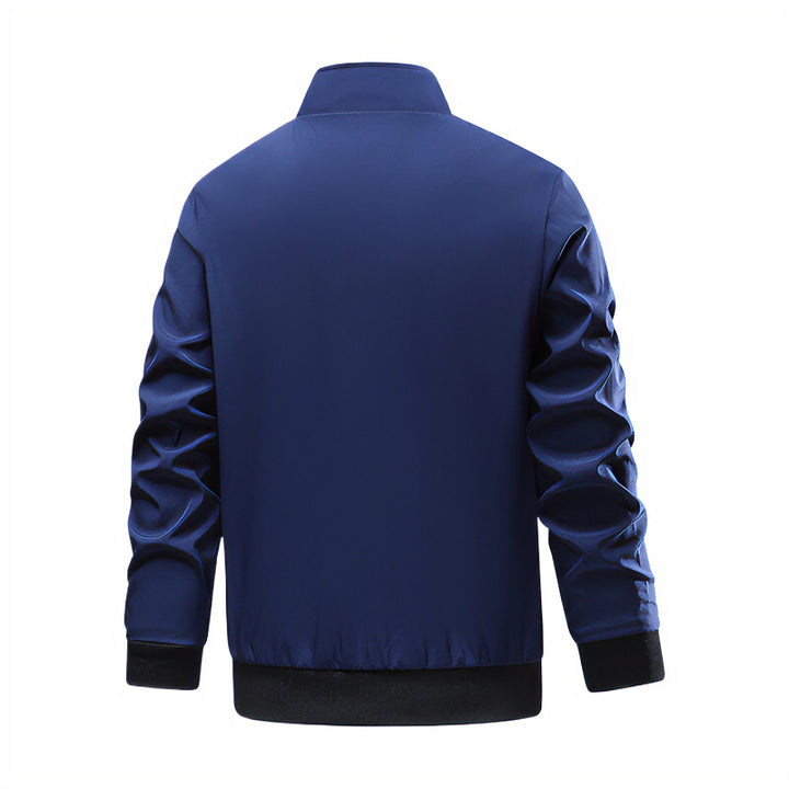 Herren Sportliche Übergangsjacke mit hochschließendem Kragen und seitlichen Reißverschlusstaschen Echo Archiv