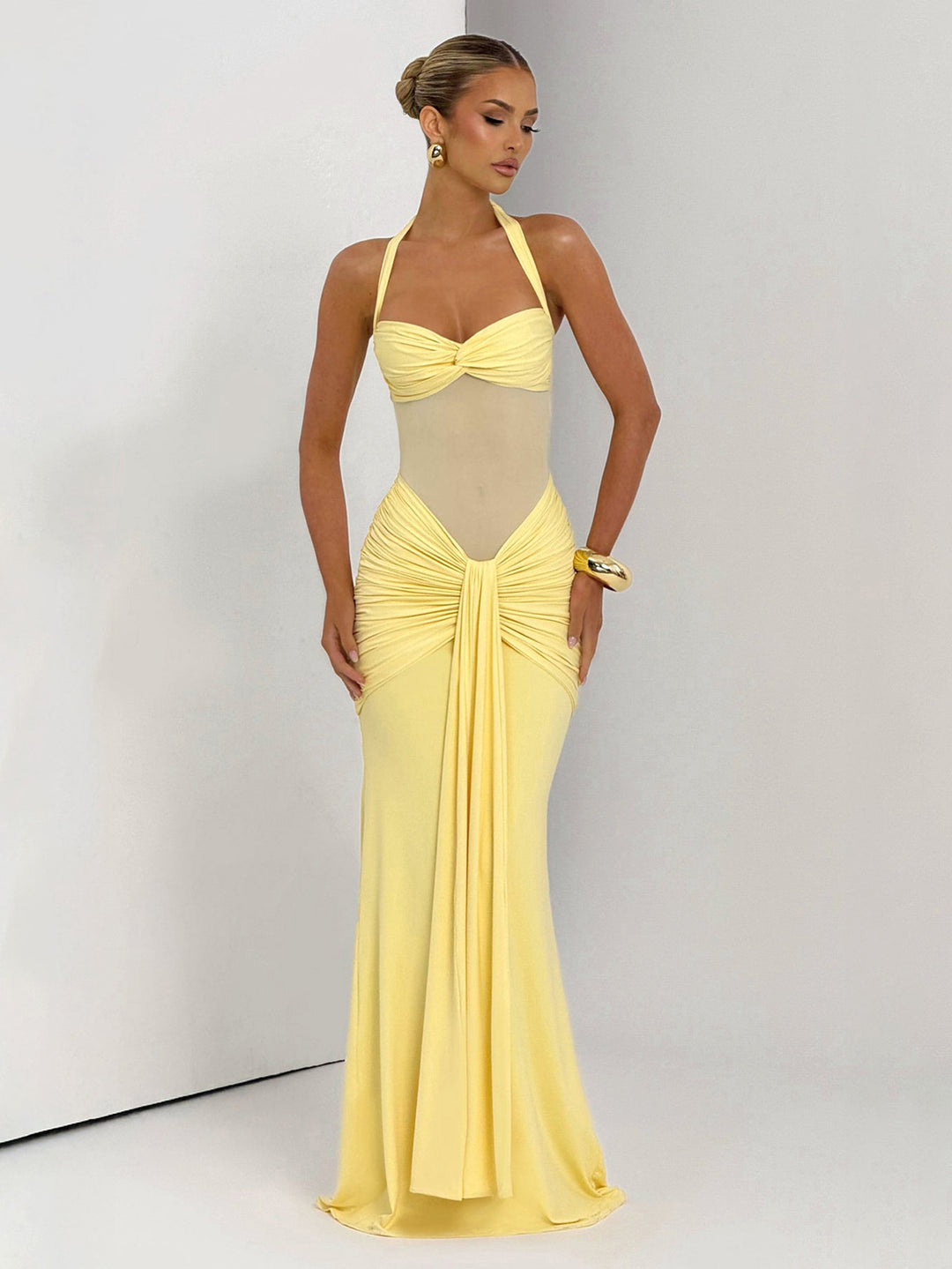 Damen Elegantes Abendkleid mit figurbetontem Schnitt und raffinierten Drapierungen Echo Archiv