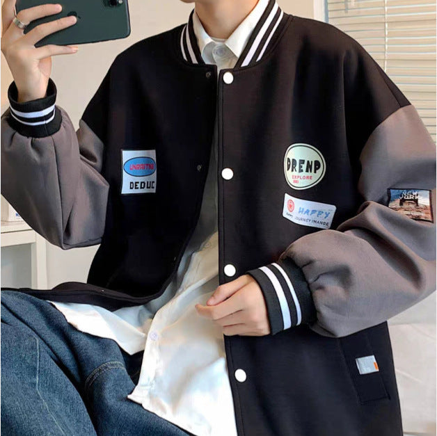 Herren Collegejacke mit praktischen Taschen und Stickereien Echoarchiv