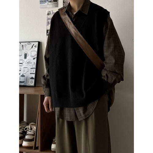 Herren Modischer Grobstrickpullover ohne Ärmel Echoarchiv