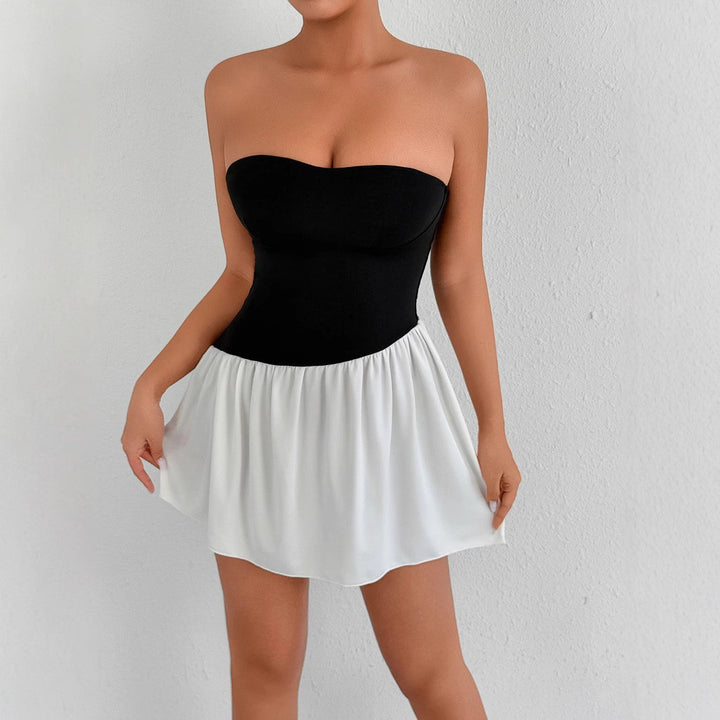 Damen Tailliertes Bandeau-Kleid mit schwingendem Rock Echo Archiv