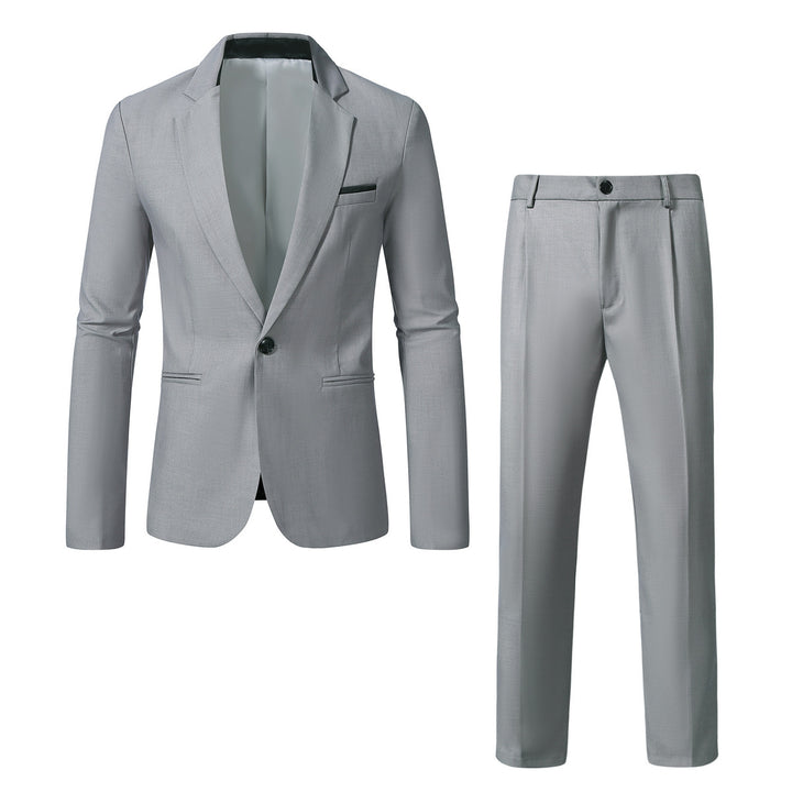 Herren elegantes Anzugset mit modernem Schnitt und feinem Material Echoarchiv