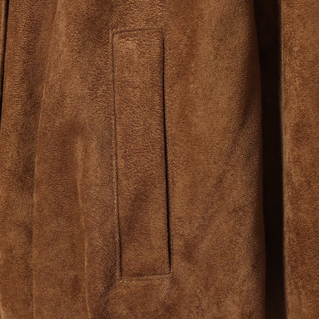 Damen Kurze Velours‑Suede‑Bomberjacke mit Stehkragen und verdeckter Knopfleiste Echoarchiv
