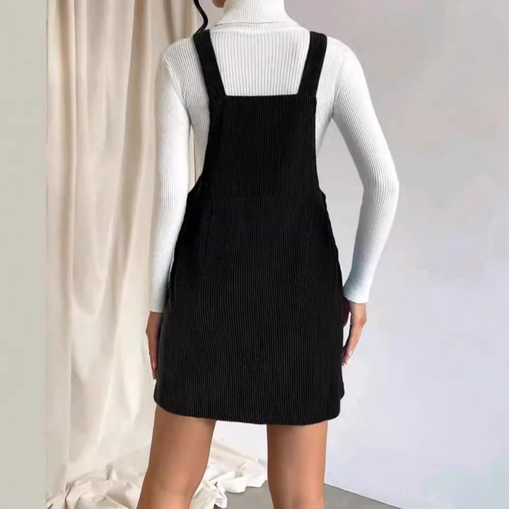 Damen Cord-Latzkleid mit verstellbaren Trägern, Seitlicher Druckknopfleiste und feinem Ripp-Effekt Echoarchiv