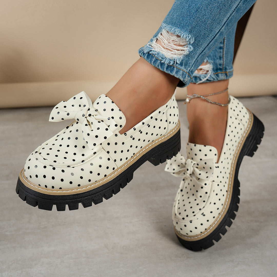 Damen lässige Loafer mit Pünktchenmuster und Zierschleife auf profilierter Plateau-Sohle – Lioré