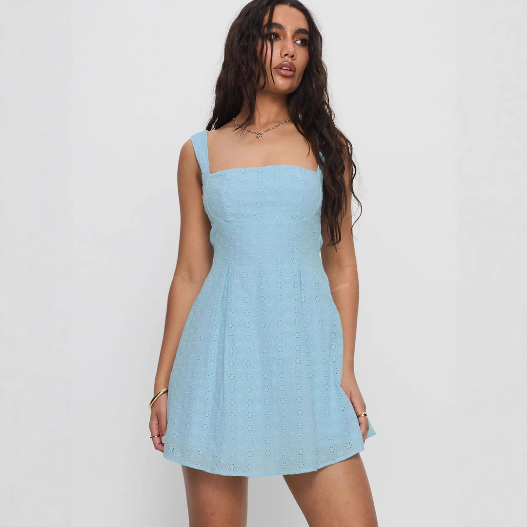 Damen Sommerliches Minikleid mit zauberhaftem Blütenmuster und verstellbaren Trägern Echo Archiv