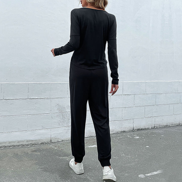 Damen Lässiger Zweiteiler mit Twist‑Top und Bundfalten‑Jogger Echoarchiv
