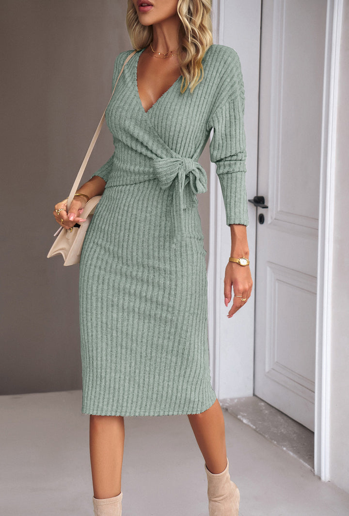 Damen Rippstrick-Wickelmidikleid mit Taillenschleife – Élara