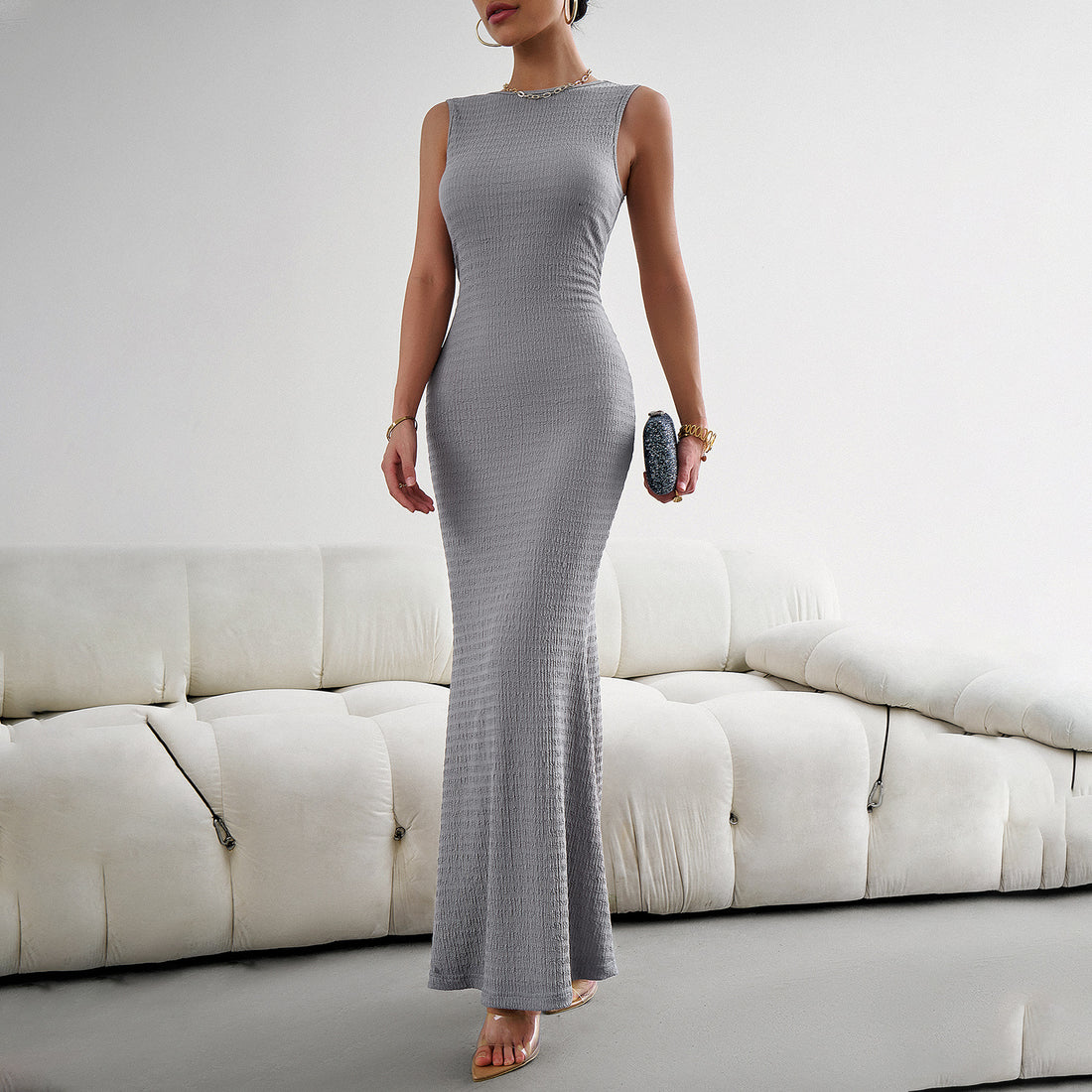 Damen Elegantes figurbetontes Abendkleid mit Fließendem Saum – Élara