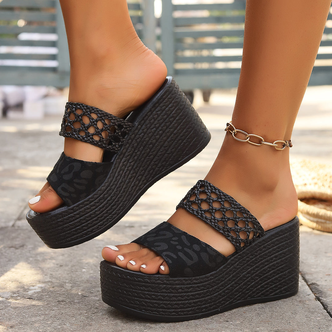 Damen nan Plateau-Pantolette mit geflochtenem Riemen Leopardenmuster-Zehentrenner und Espadrille-Keilabsatz Echo Archiv