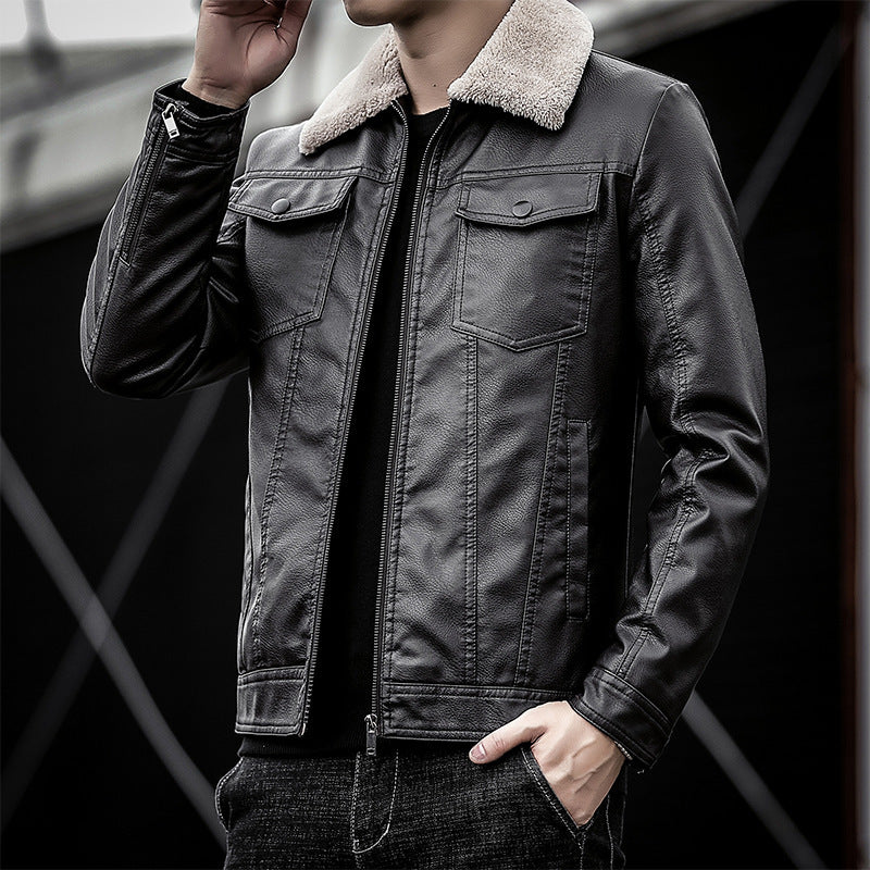 Herren Kunstleder-Truckerjacke mit wärmendem Sherpa-Kragen und Pattentaschen – Taviero