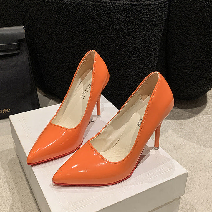 Damen Elegante High Heels mit spitz zulaufender Vorderkappe und transparentem Absatz Echoarchiv