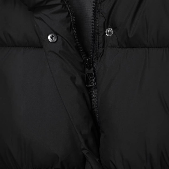 Damen Kurze boxy Funktionsjacke mit Kapuze, wattierter Isolierung und diagonalen Reißverschlusstaschen Echoarchiv