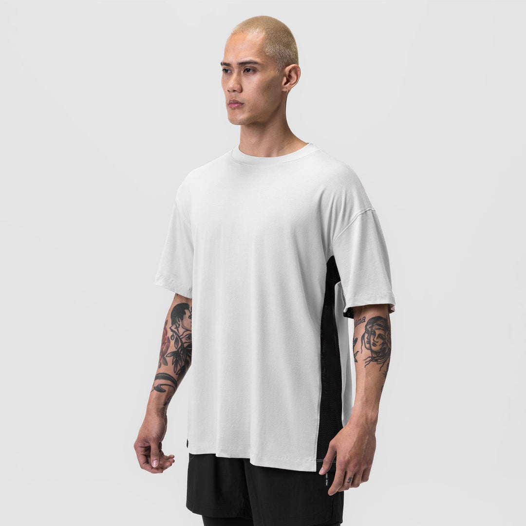 Herren lässiges Oversized T-Shirt mit seitlichen Mesh-Einsätzen Echoarchiv