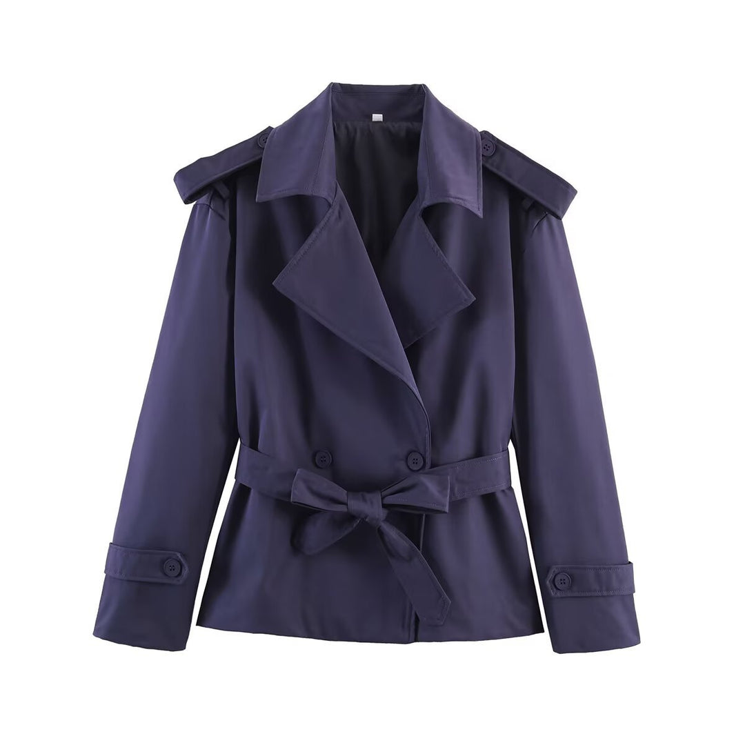 Damen kurzer Trenchcoat mit Taillengürtel, doppelreihiger Front und Schulterklappen Echo Archiv
