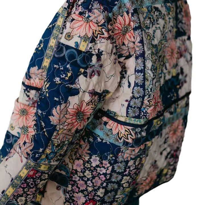 Damen Gepatchte Steppjacke in floraler Patchwork‑Optik Echo Archiv