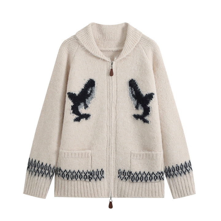 Damen Strickjacke mit Reißverschluss, Schalkragen und Wal‑Intarsien Echo Archiv