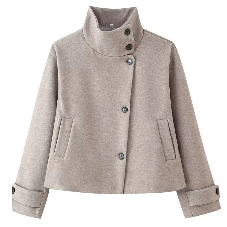 Damen Kurzjacke im Boxy‑Cut mit hohem Stehkragen und Hornknöpfen Echo Archiv