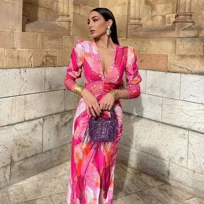 Damen 40+ Maxikleid mit tiefem V‑Ausschnitt, geraffter Taillenpartie und dezenten Puffärmeln Echo Archiv