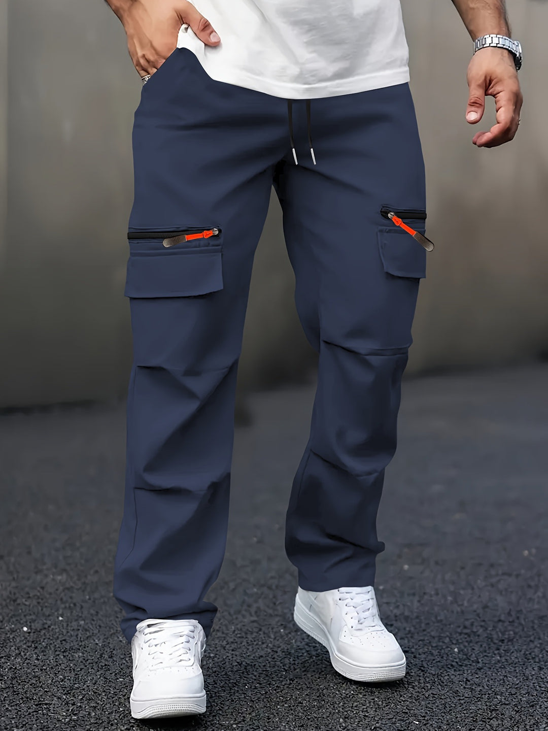 Herren Technische Cargo-Jogginghose mit Reißverschlusstaschen, Klappfächern & Tunnelzugbund Echo Archiv