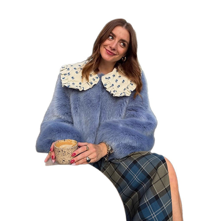 Damen Kurze Kunstpelzjacke mit markantem Häkelkragen Echoarchiv