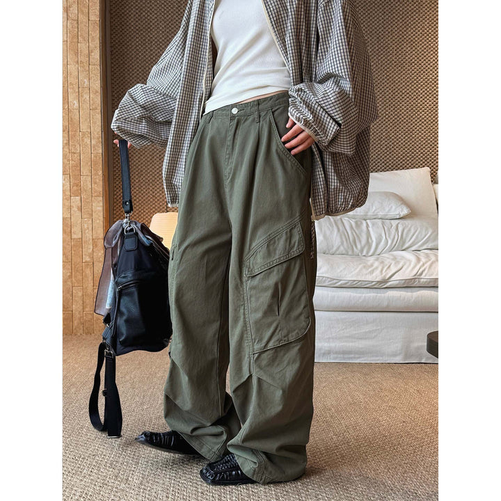 Damen Utility-Baggy-Hose mit asymmetrischen Pattentaschen und hohem Bund Echoarchiv