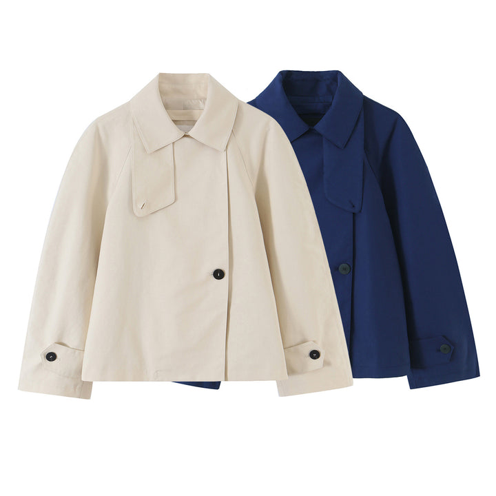 Damen Kurze Boxyjacke mit Raglanärmeln und asymmetrischer Knopfleiste Echo Archiv