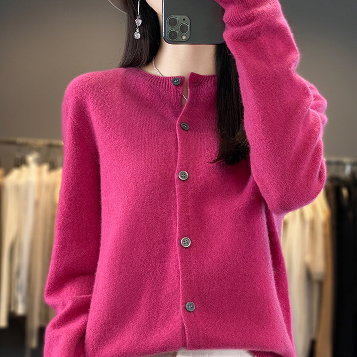 Damen Leichter Feinstrick-Cardigan mit Kaschmir‑Optik, Rundhalsausschnitt und verdeckter Knopfleiste Echoarchiv