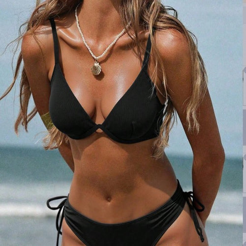Damen Triangel-Bikini mit verstellbaren Trägern und Seitenschnürungen Echo Archiv