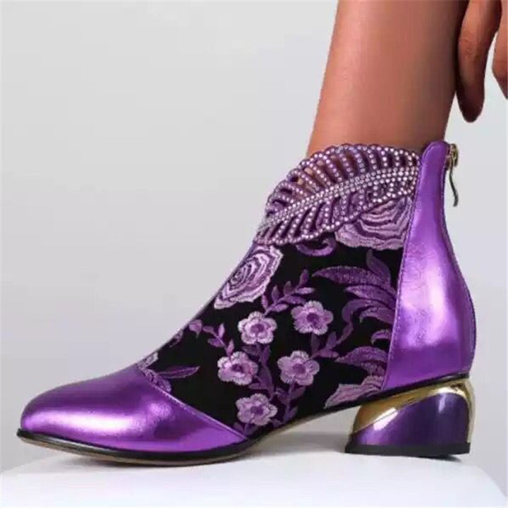 Damen nan bestickte Ankle-Boots mit Samteinsatz Perlenbesatz und skulptiertem Blockabsatz Echo Archiv