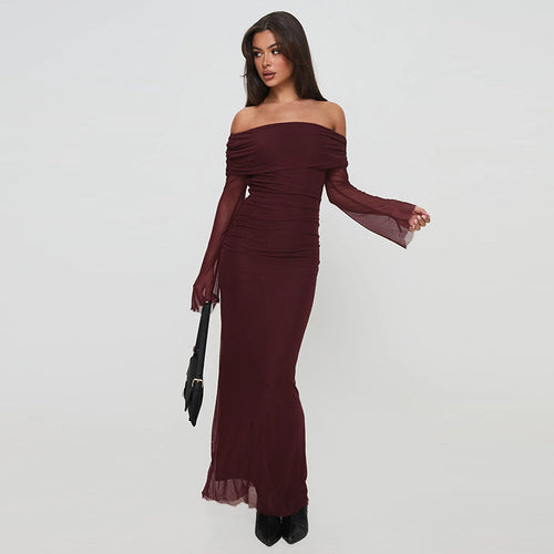 Damen figurbetontes Maxikleid mit schulterfreiem Design und Rüschendetails Echo Archiv