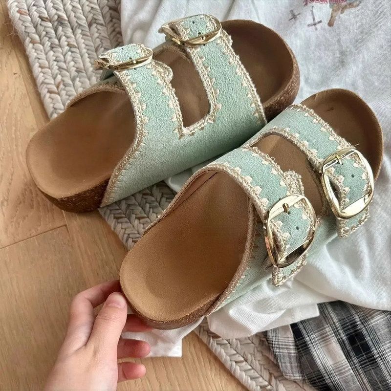 Damen Comfort-Sandalen mit zweifachen verstellbaren Riemen, gepolstertem anatomischem Fußbett und goldener Metallschnalle Echo Archiv