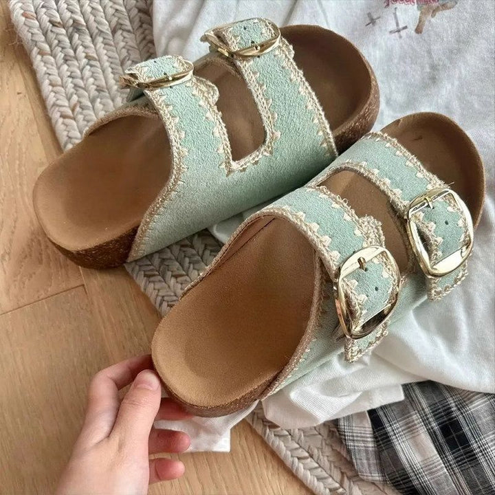 Damen Comfort-Sandalen mit zweifachen verstellbaren Riemen, gepolstertem anatomischem Fußbett und goldener Metallschnalle Echo Archiv