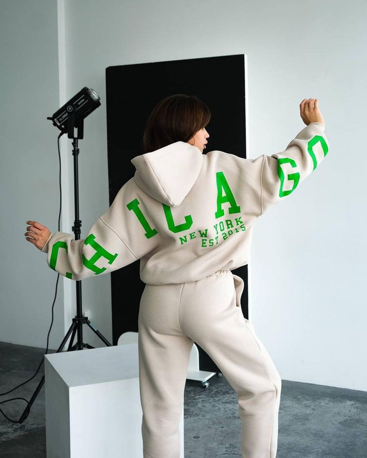 Damen Oversized Kapuzenpullover mit großflächigem Blockprint Echoarchiv