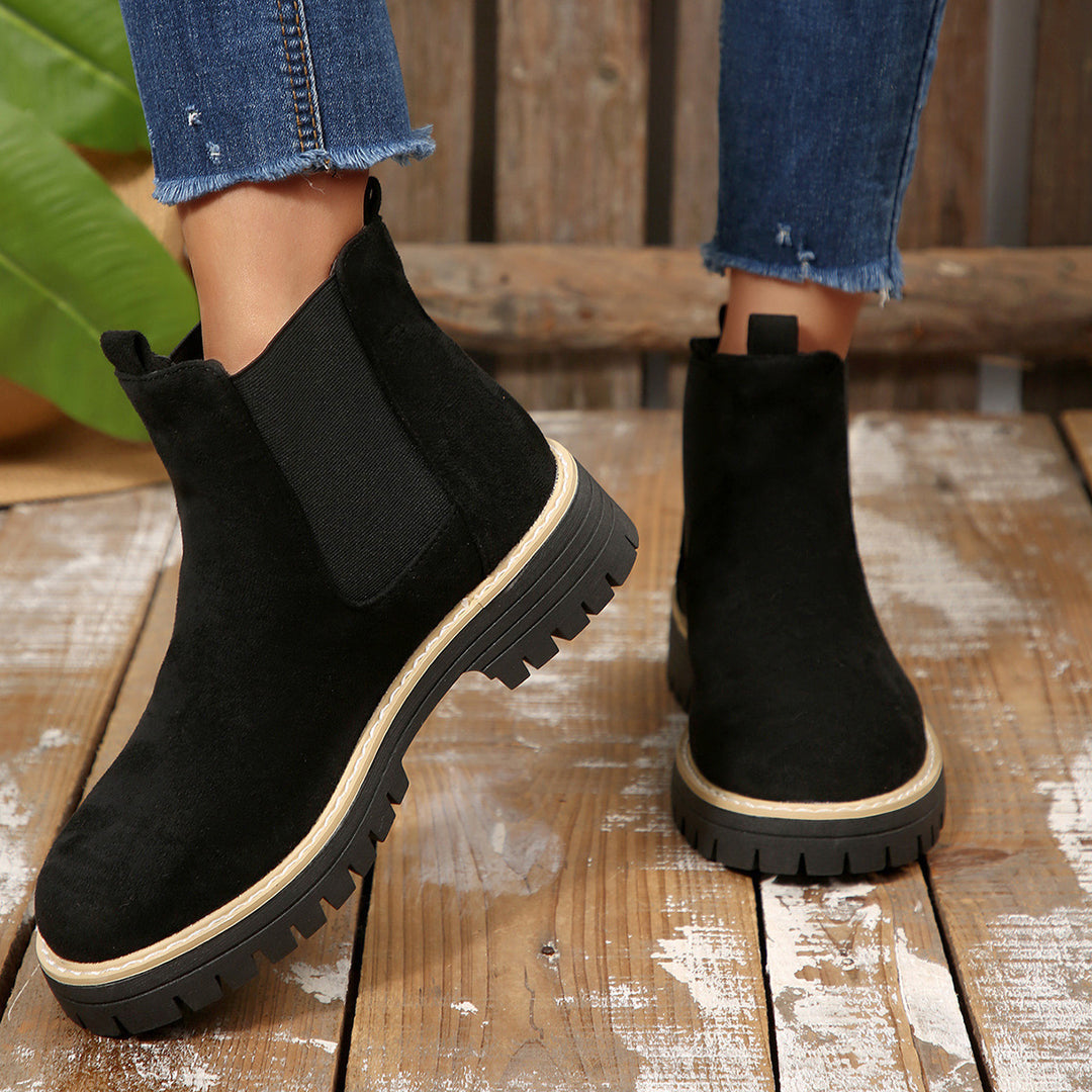 Damen nan Chelsea-Boots mit profilierter Traktorsohle und elastischen Seiteneinsätzen Echo Archiv
