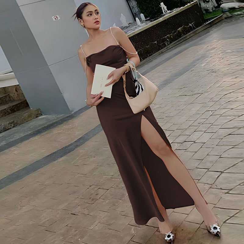 Damen Elegantes Maxikleid mit verführerischem Schlitz und trägerlosem Design Echo Archiv