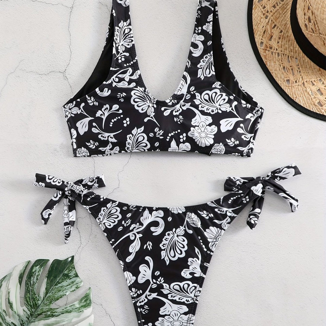 Damen Triangel-Bikini mit verspieltem Knoten-Detail Echo Archiv