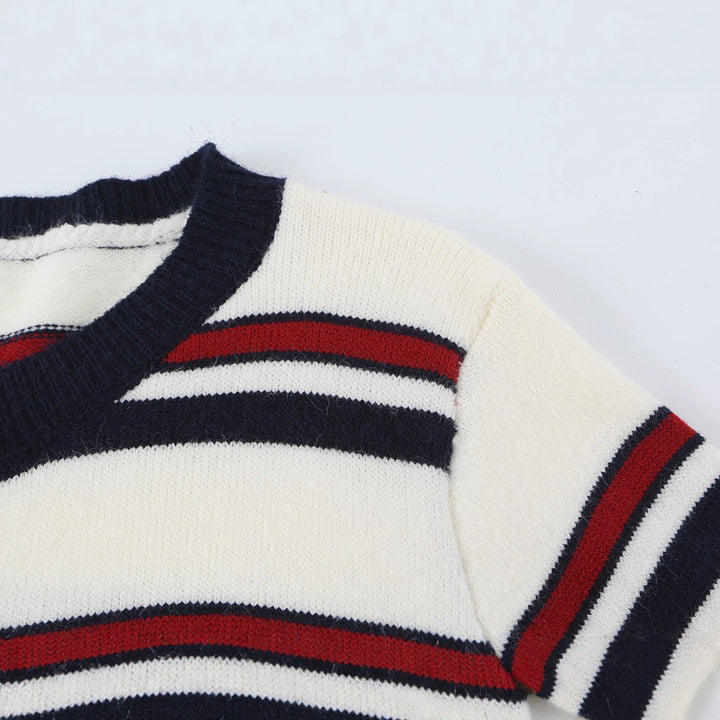 Damen Feinstrick-Cardigan im Cropped-Boxy‑Schnitt mit durchgehender Knopfleiste Echoarchiv