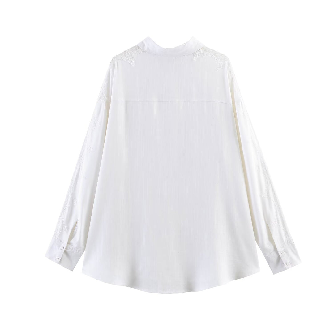 Damen Oversize-Hemdbluse mit Spitzenapplikation und klassischem Kragen Echo Archiv