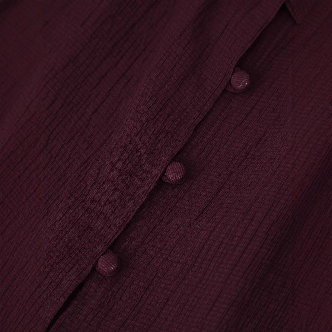 Damen bestickte Bluse mit übergroßem Kragen, Bindeschleife und geknöpfter Front – Élovi